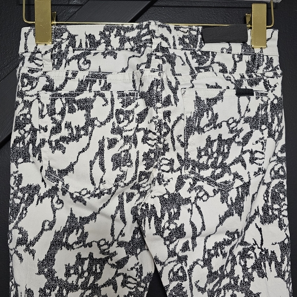 NWT ♥︎ JOE'S Jeans ♥︎ THE HIGH WATER Black & White Mid-Rise Ankle Length Pants - Picture 6 of 11